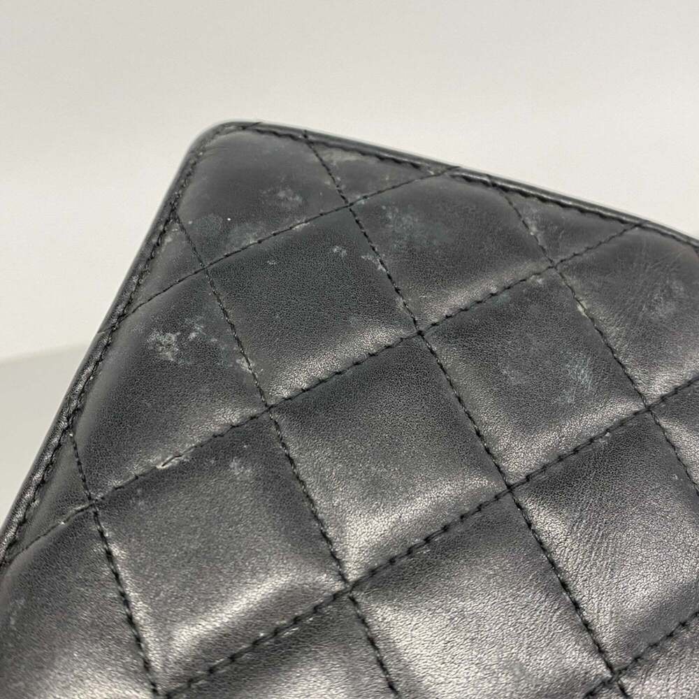 CHANEL Black Lambskin Leather Wallet - Picture 6 of 10